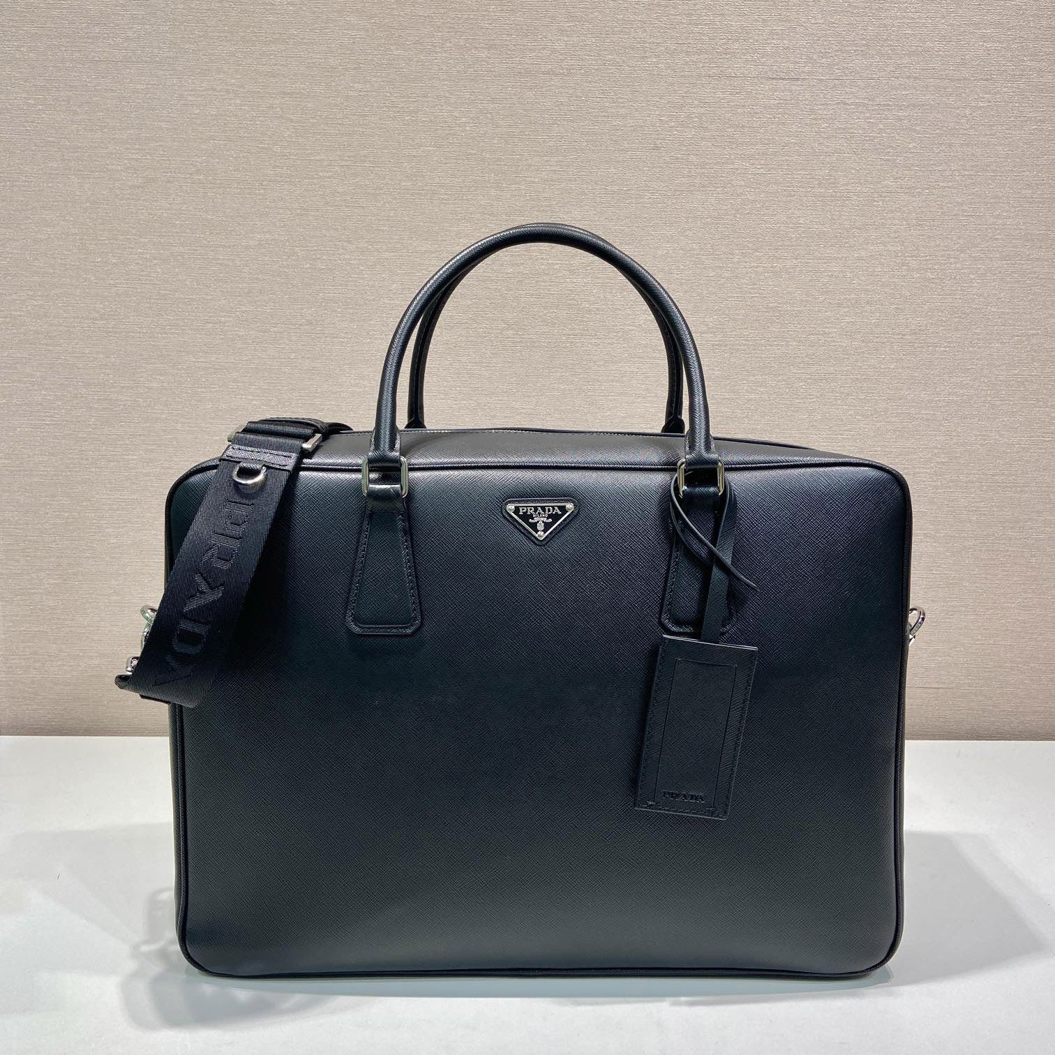 Pra*a briefcase